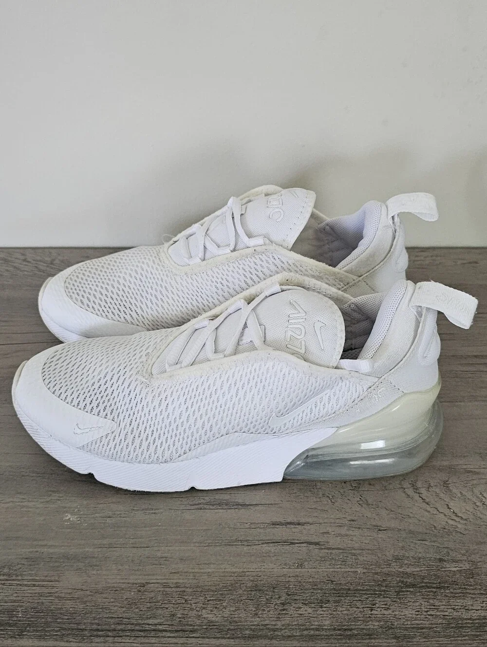 Nike Kids White Mesh Air Max 270 Sneakers Boy Girl Size 3
